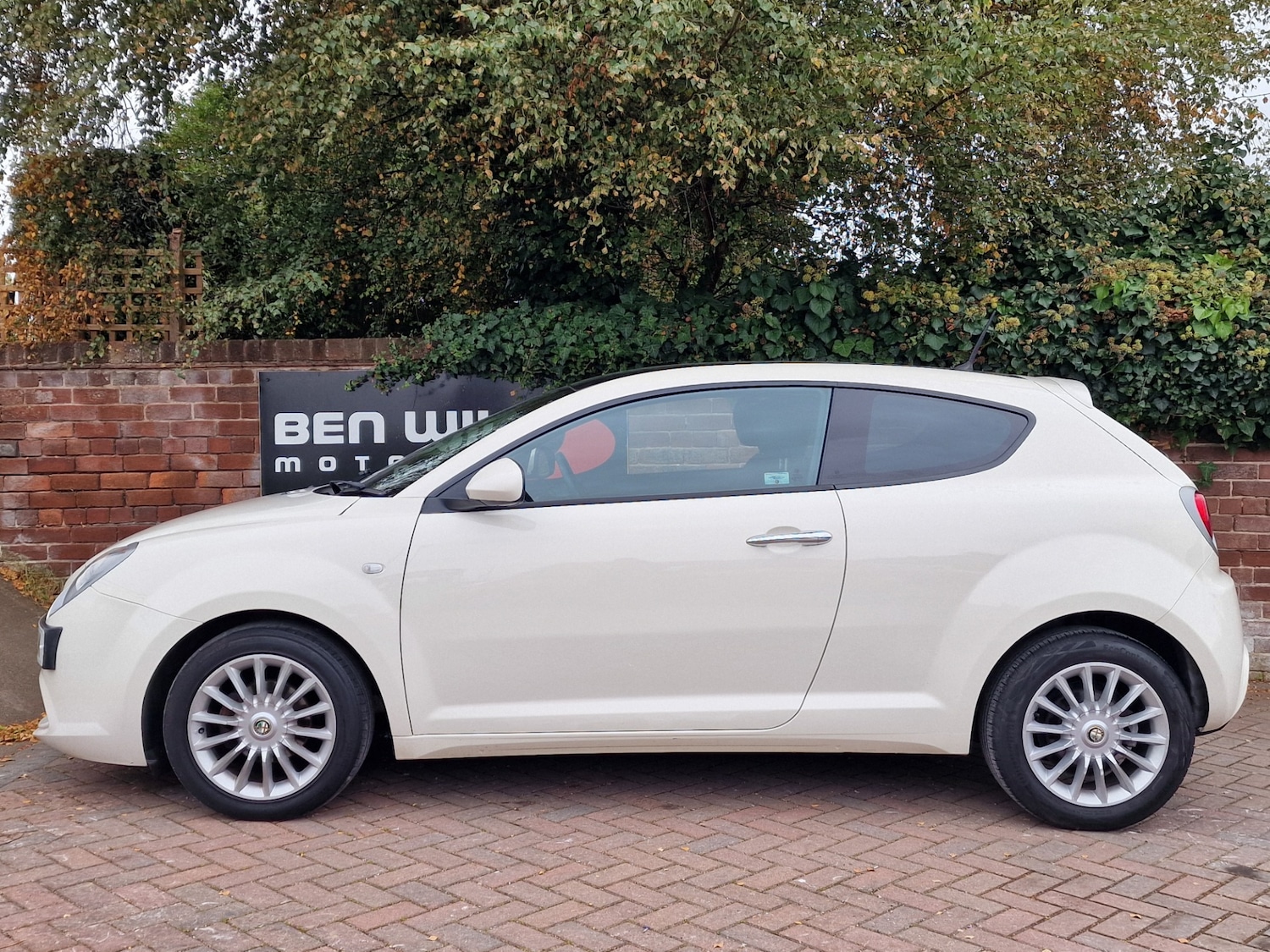 Used Alfa Romeo MiTo 2014 for sale - 76292293: Photo 2
