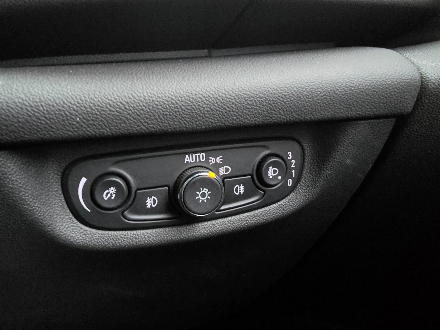 Used Vauxhall Insignia 2017 for sale - 76557121: Photo 33