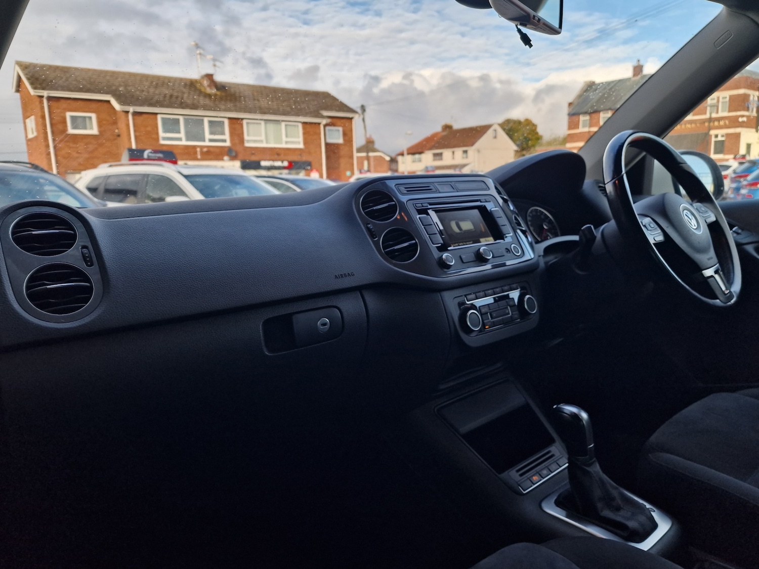 Used Volkswagen Tiguan 2015 for sale - 76414985: Photo 15