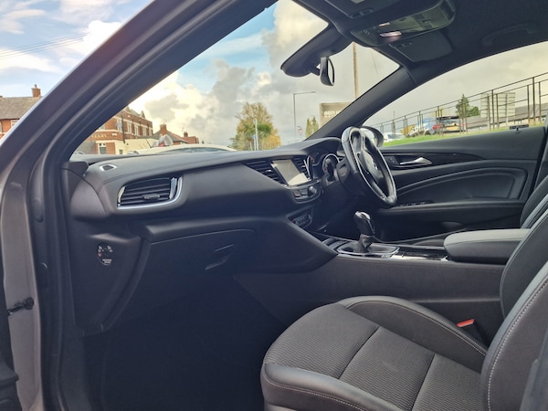 Used Vauxhall Insignia 2017 for sale - 76331118: Photo 26