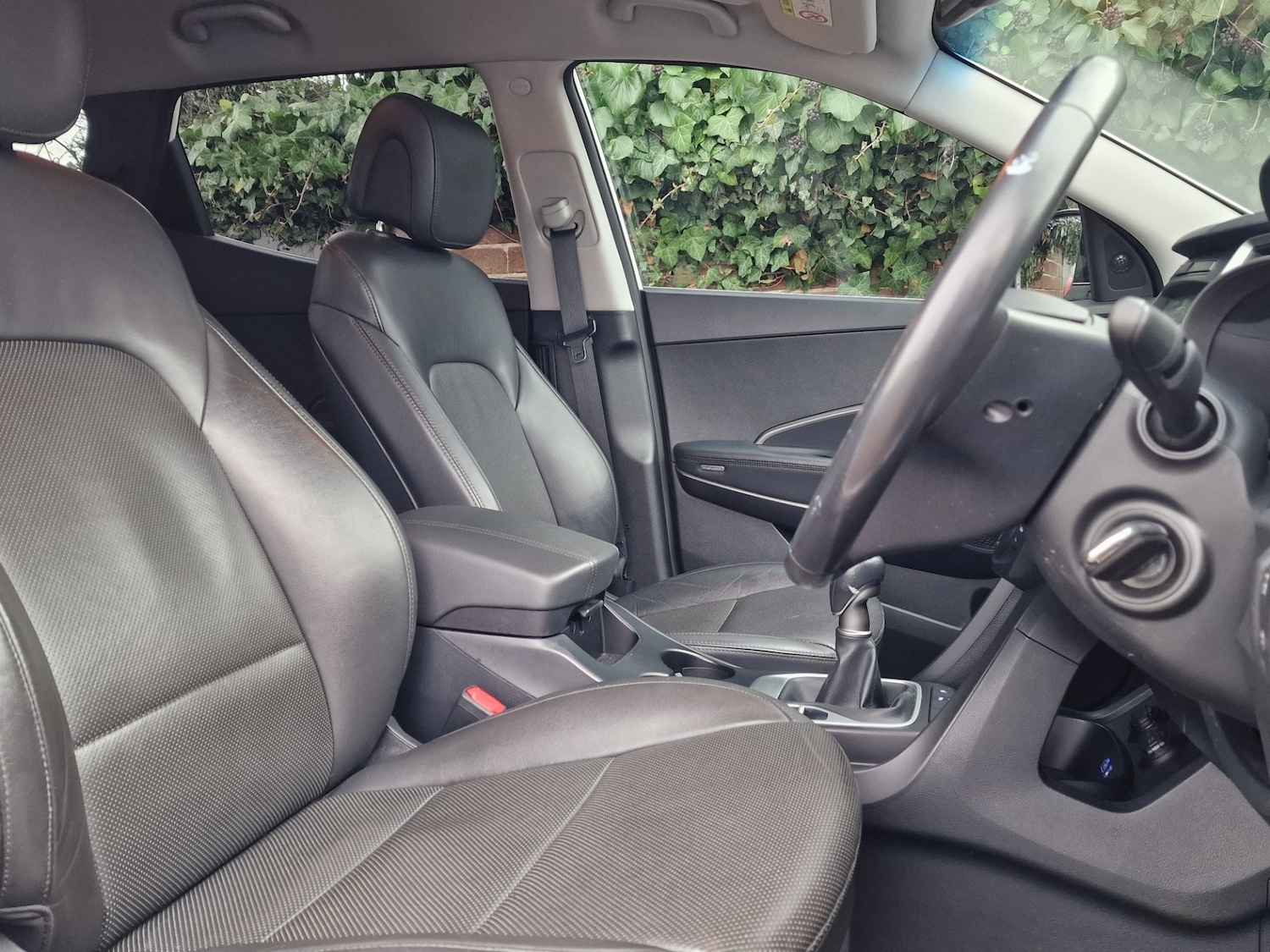 Used Hyundai Santa Fe 2018 for sale - 77460338: Photo 10