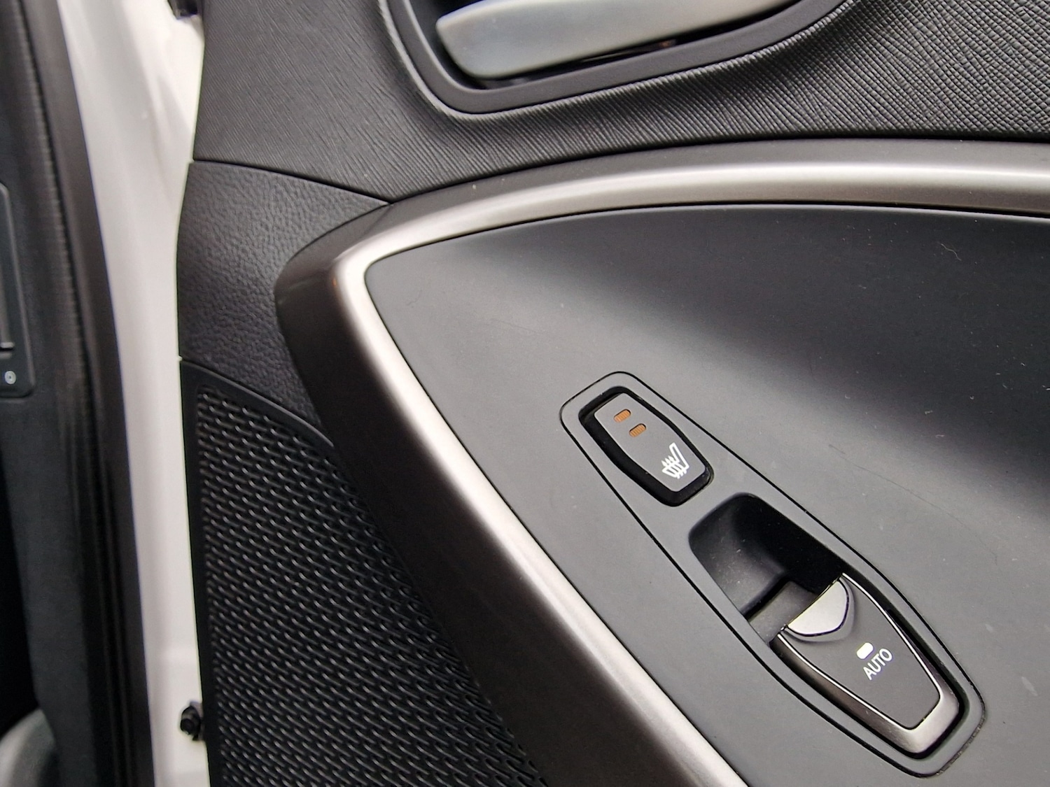 Used Hyundai Santa Fe 2018 for sale - 77460338: Photo 21