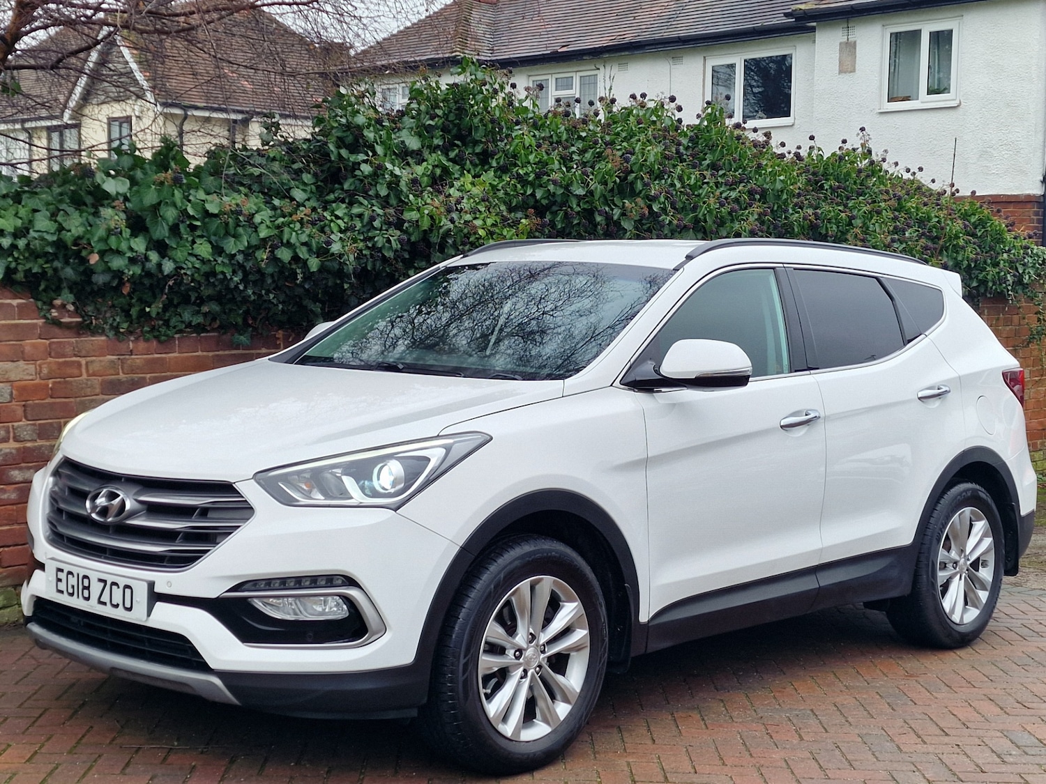 Used Hyundai Santa Fe 2018 for sale - 77460338: Photo 5