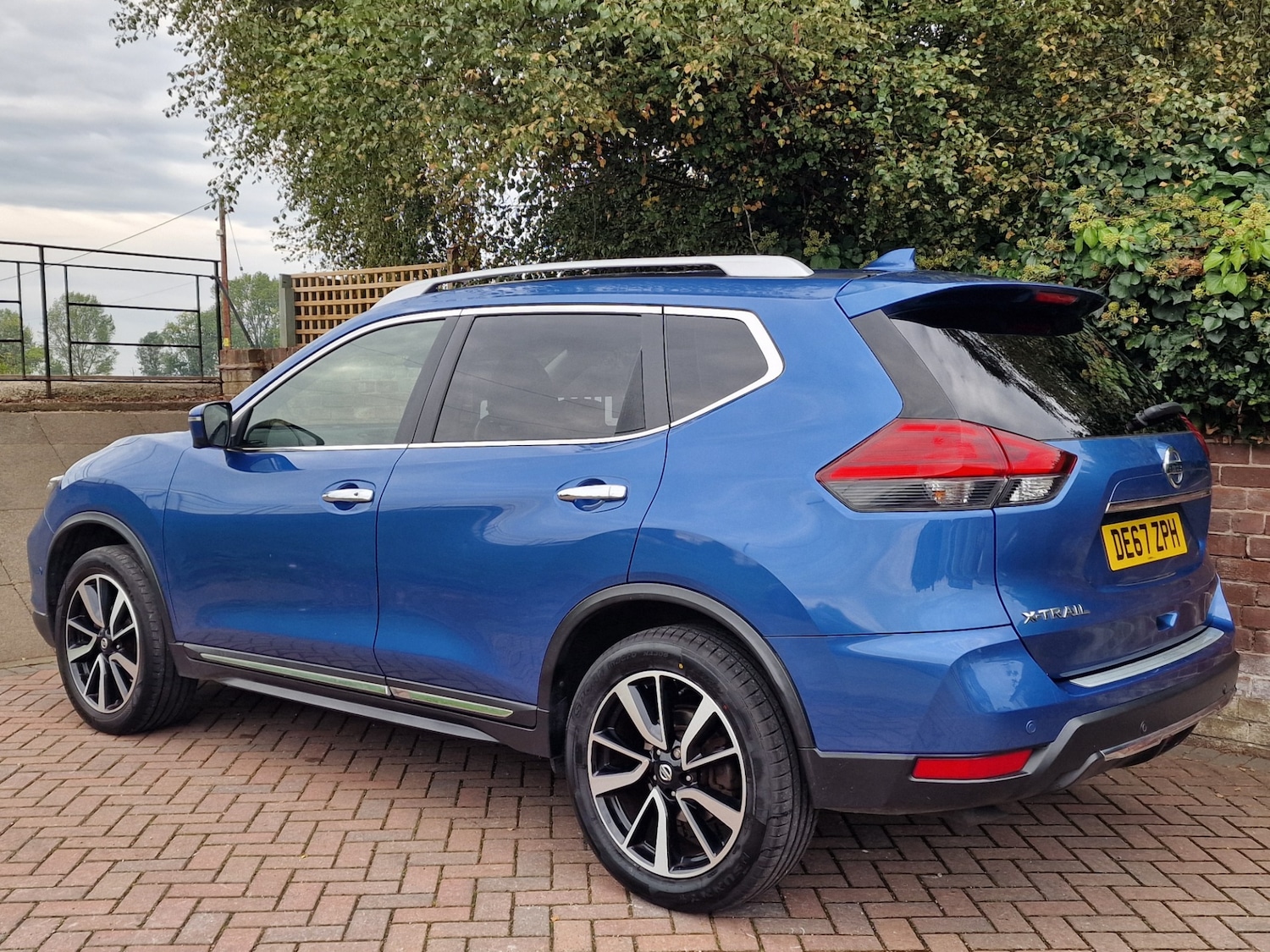 Used Nissan X-Trail 2017 for sale - 76149130: Photo 3
