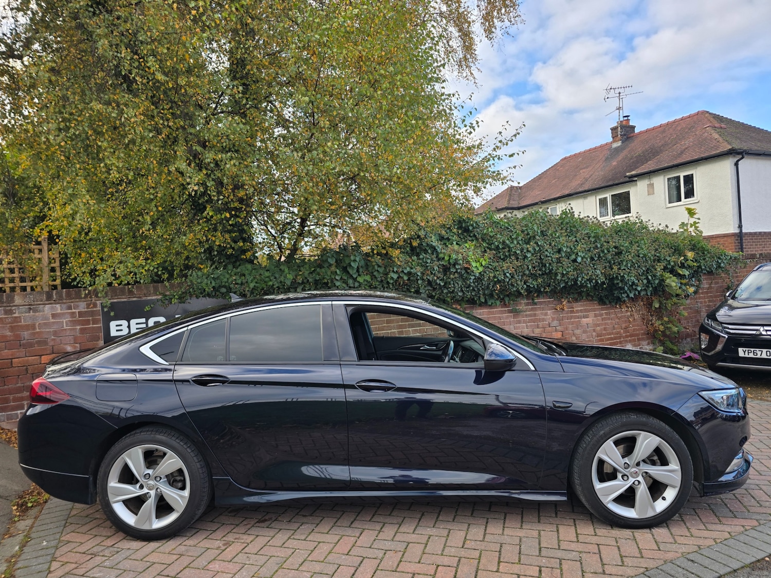 Used Vauxhall Insignia 2019 for sale - 76519538: Photo 10