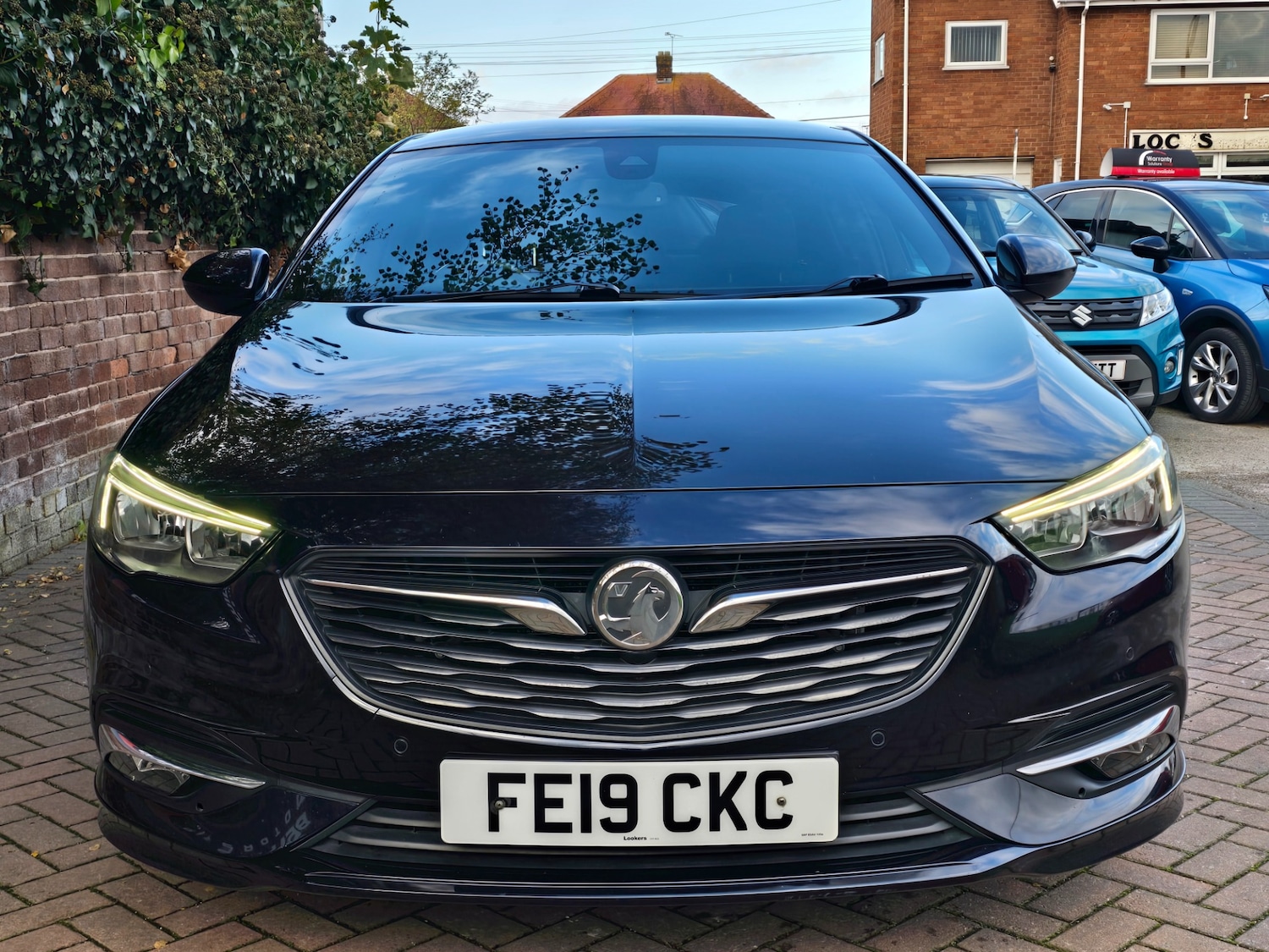 Used Vauxhall Insignia 2019 for sale - 76519538: Photo 2