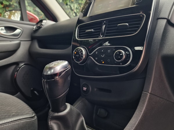 Used Renault Clio 2016 for sale - 76265820: Photo 12