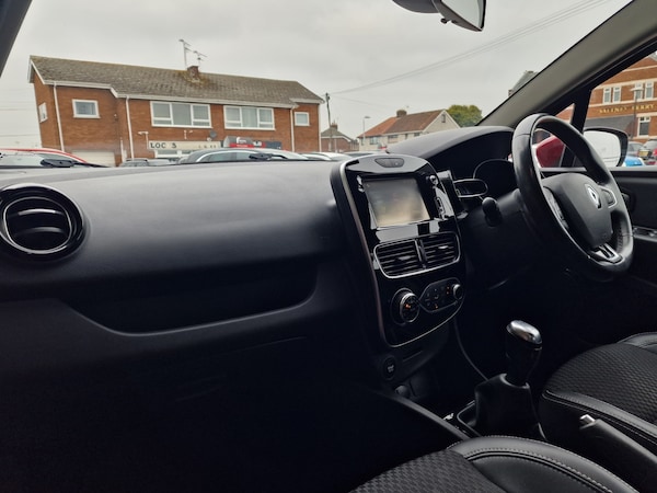 Used Renault Clio 2016 for sale - 76265820: Photo 15