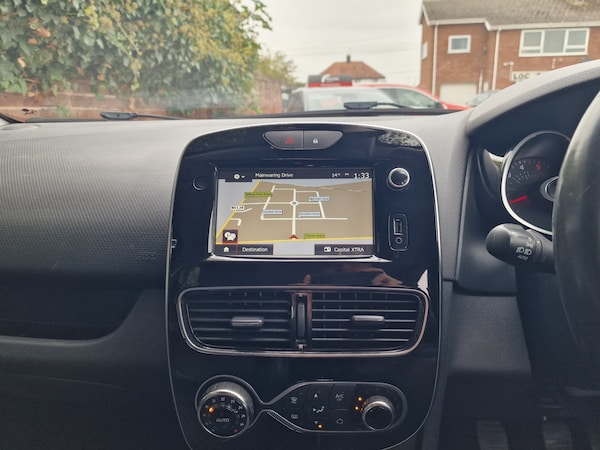 Used Renault Clio 2016 for sale - 76265820: Photo 22