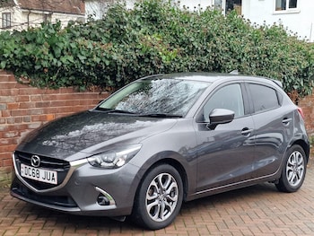 Used Mazda Mazda2 2018 for sale - 77033554: Photo