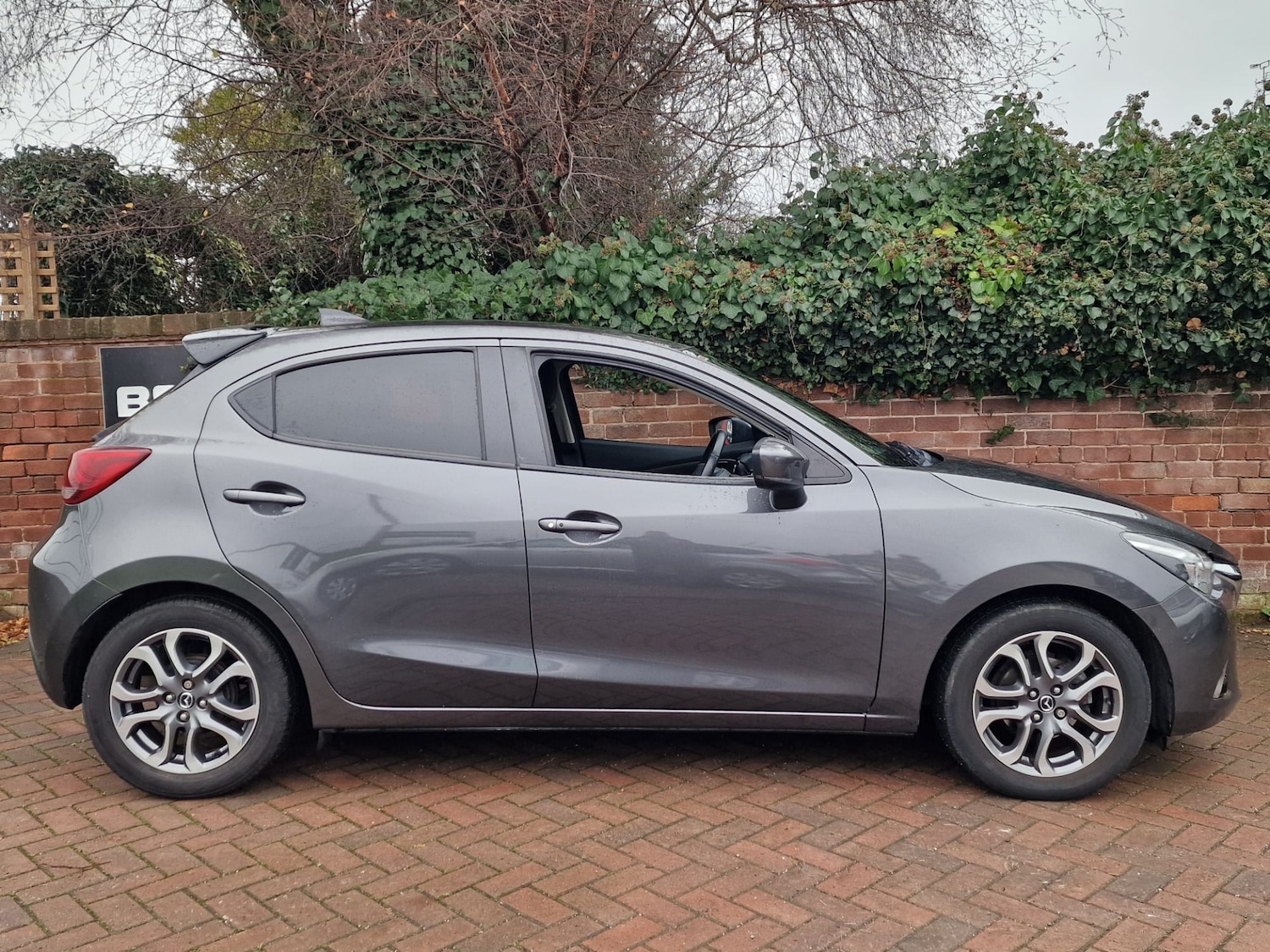Used Mazda Mazda2 2018 for sale - 77033554: Photo 8