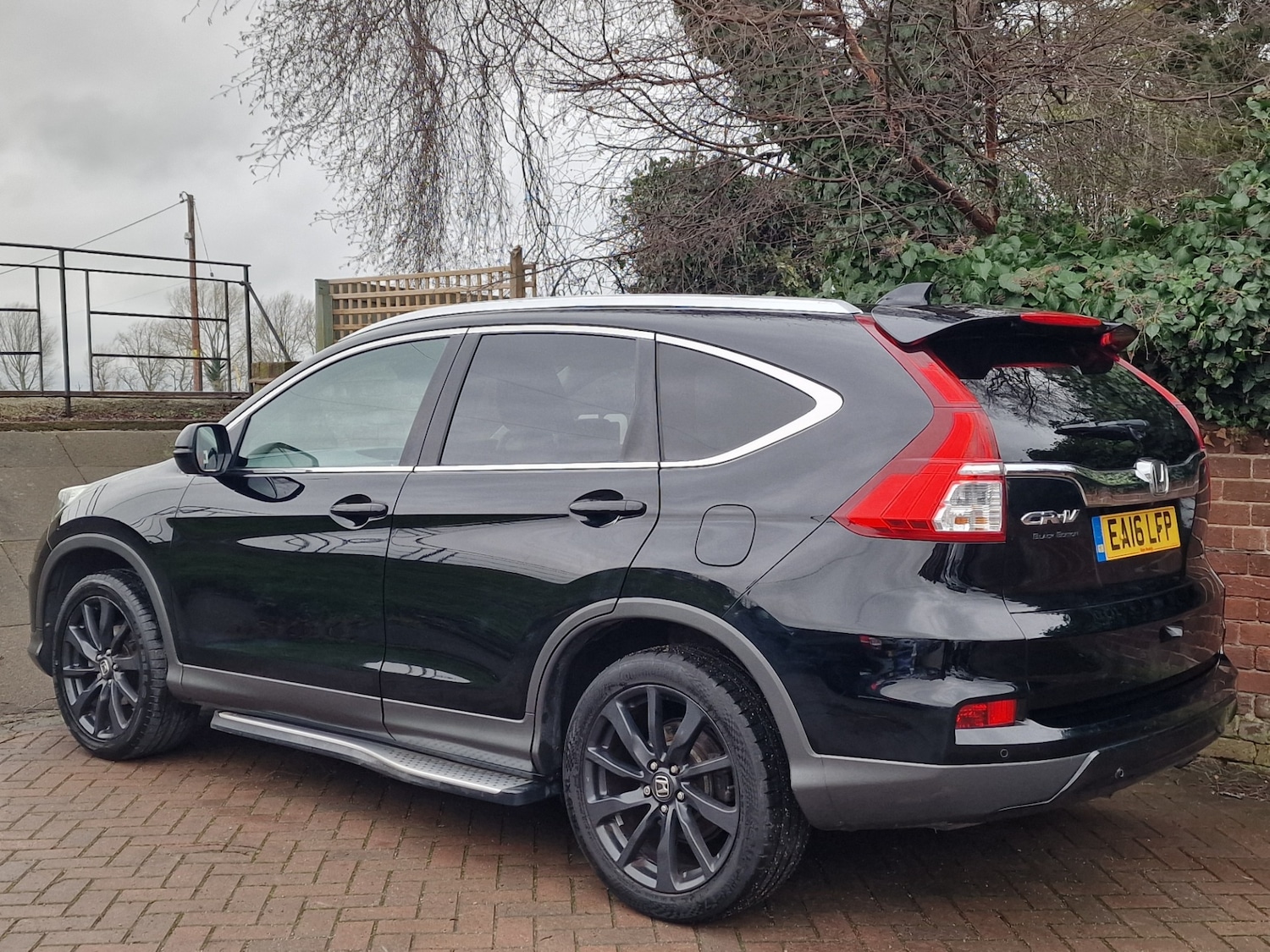 Used Honda CR-V 2016 for sale - 77283383: Photo 3