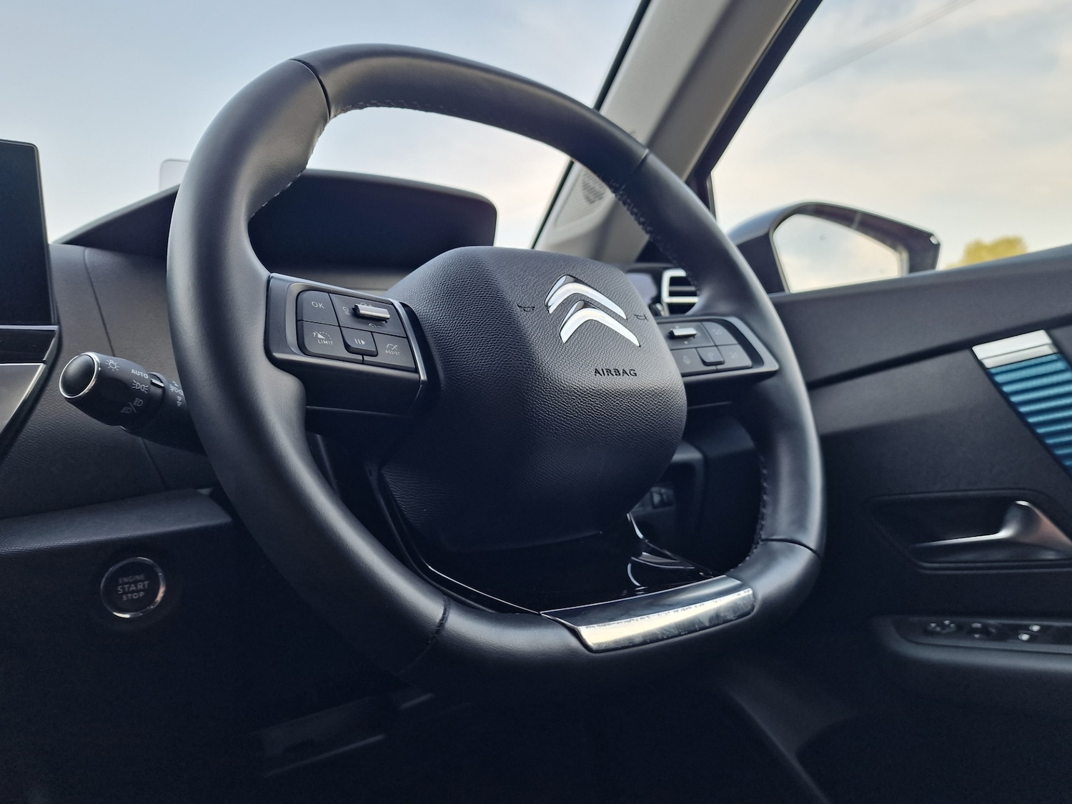 Vehicle 29
