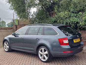 Used Skoda Octavia 2015 for sale - 79735097: Photo
