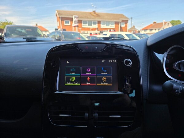 Used Renault Clio 2016 for sale - 75205269: Photo 24
