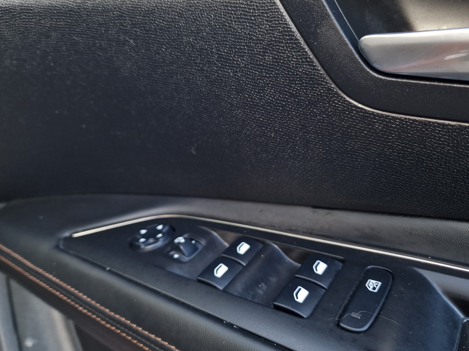 Used Peugeot 3008 2017 for sale - 77847957: Photo 13