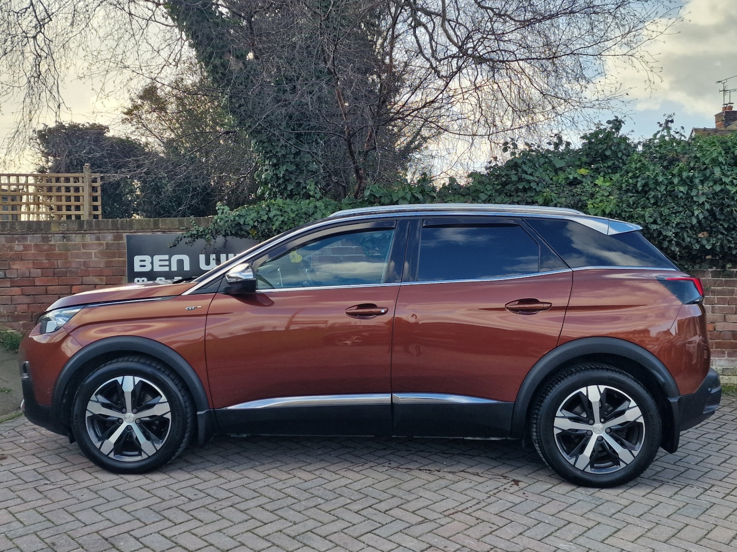 Used Peugeot 3008 2017 for sale - 77847957: Photo 2