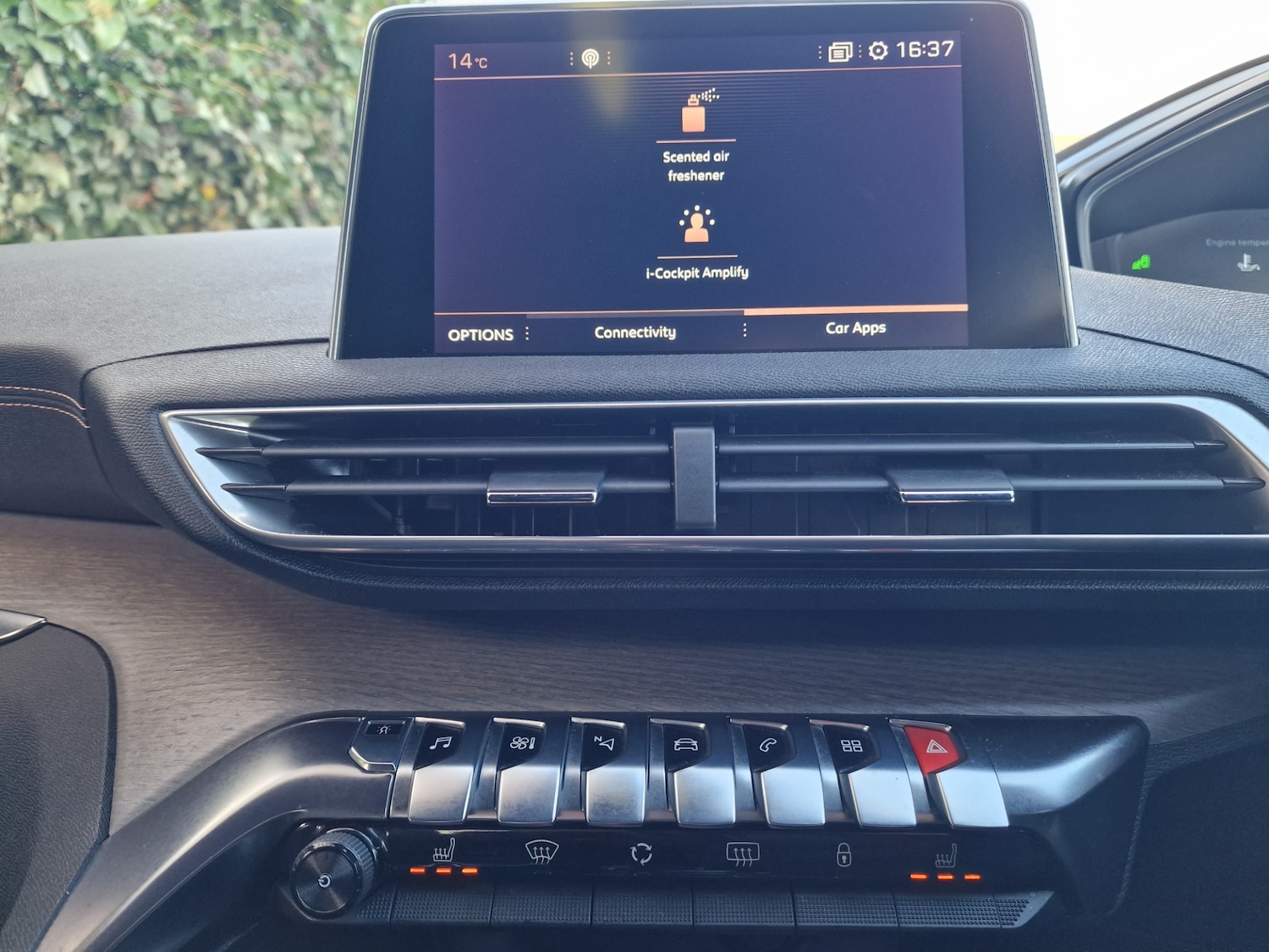 Used Peugeot 3008 2017 for sale - 77847957: Photo 24