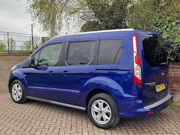 Used Ford Tourneo Connect 2017 for sale - 78289061: Photo