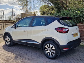 Used Renault Captur 2019 for sale - 78236691: Photo