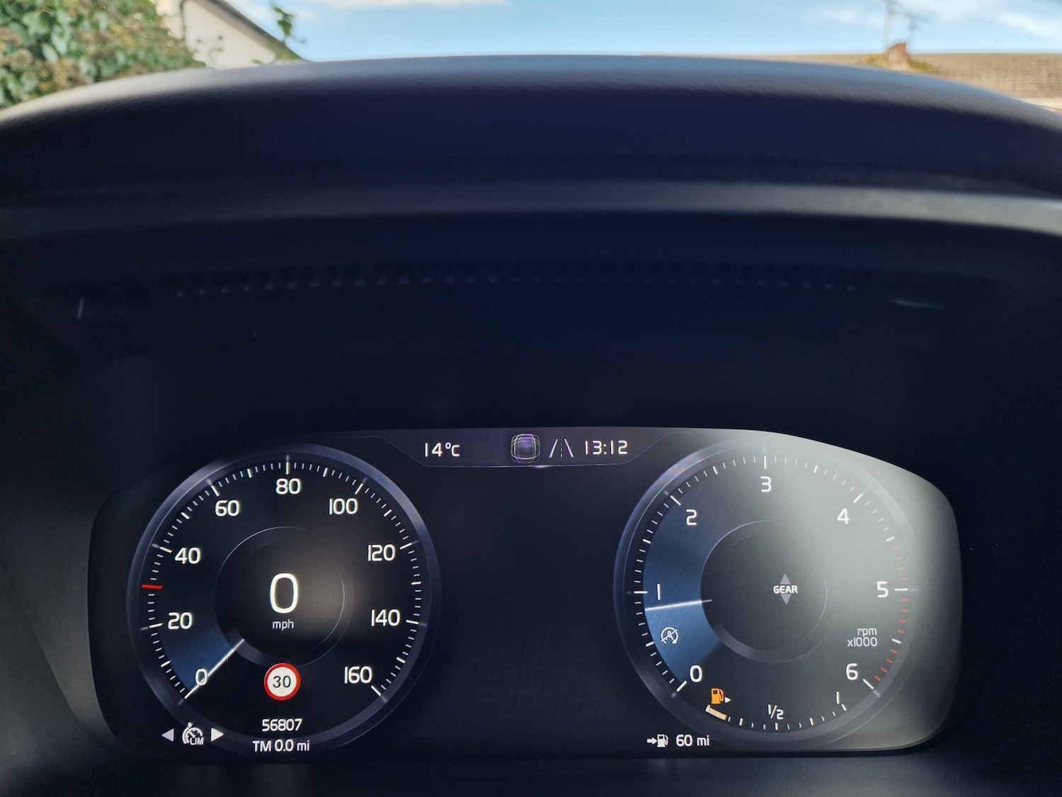 Used Volvo XC40 2019 for sale - 76415377: Photo 25