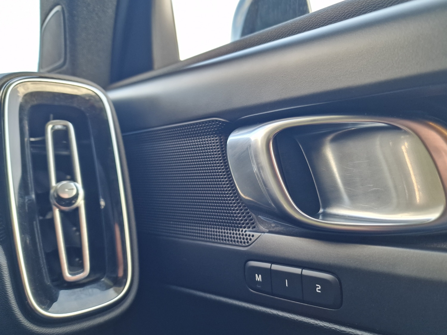 Used Volvo XC40 2019 for sale - 76415377: Photo 30