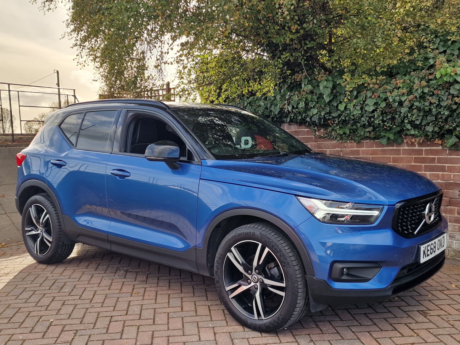 Used Volvo XC40 2019 for sale - 76415377: Photo 9