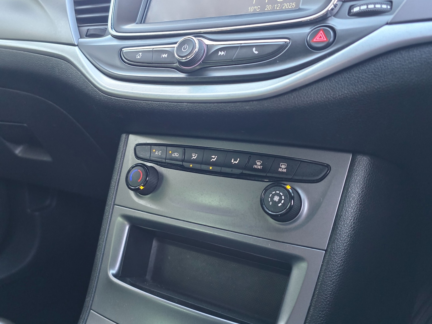 Used Vauxhall Astra 2019 for sale - 77025709: Photo 22