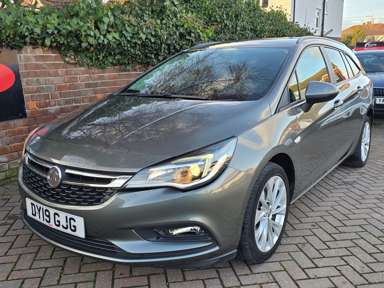 Used Vauxhall Astra 2019 for sale - 77025709: Photo 3