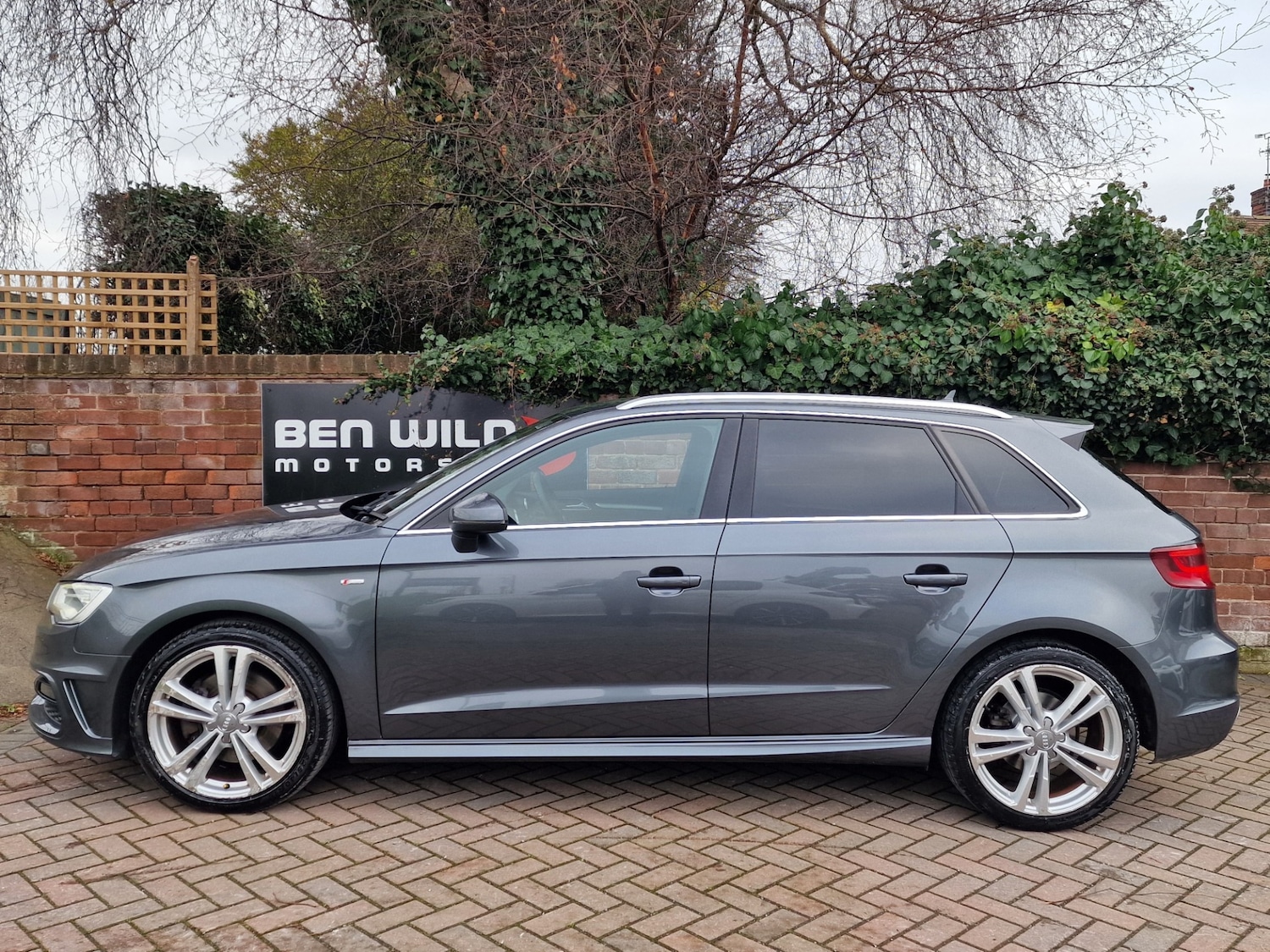 Used Audi A3 2014 for sale - 77070034: Photo 2