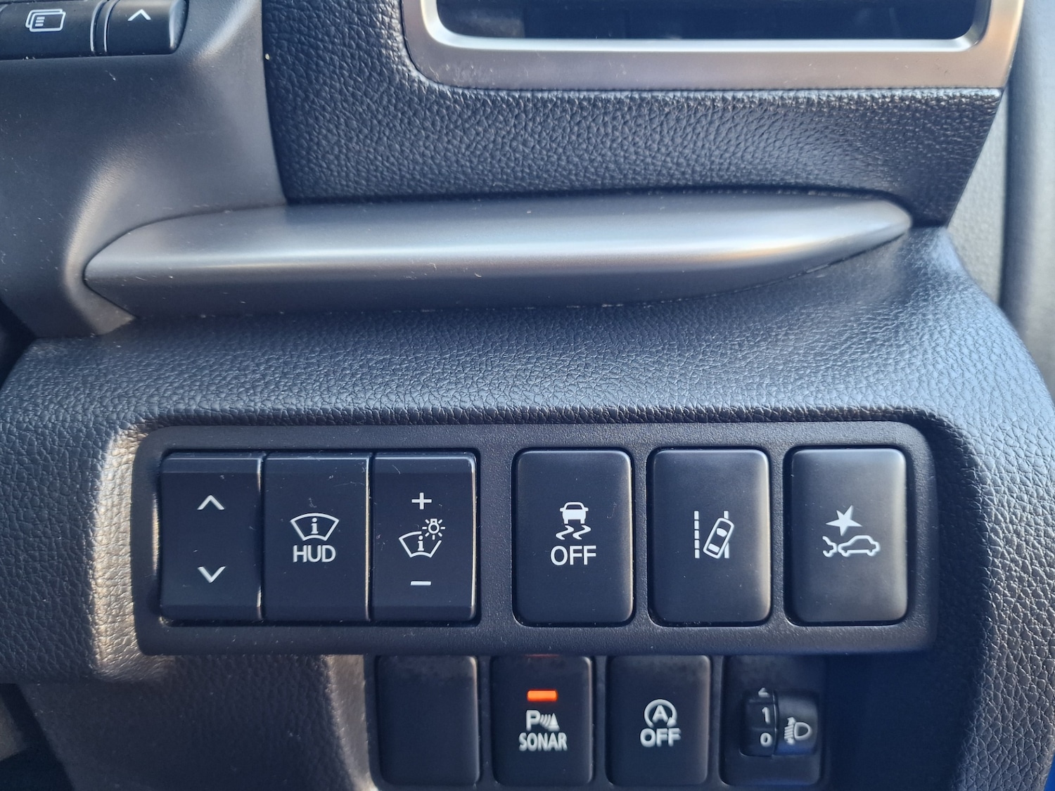 Used Mitsubishi Eclipse Cross 2019 for sale - 77160106: Photo 12