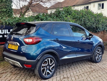 Used Renault Captur 2017 for sale - 77650591: Photo