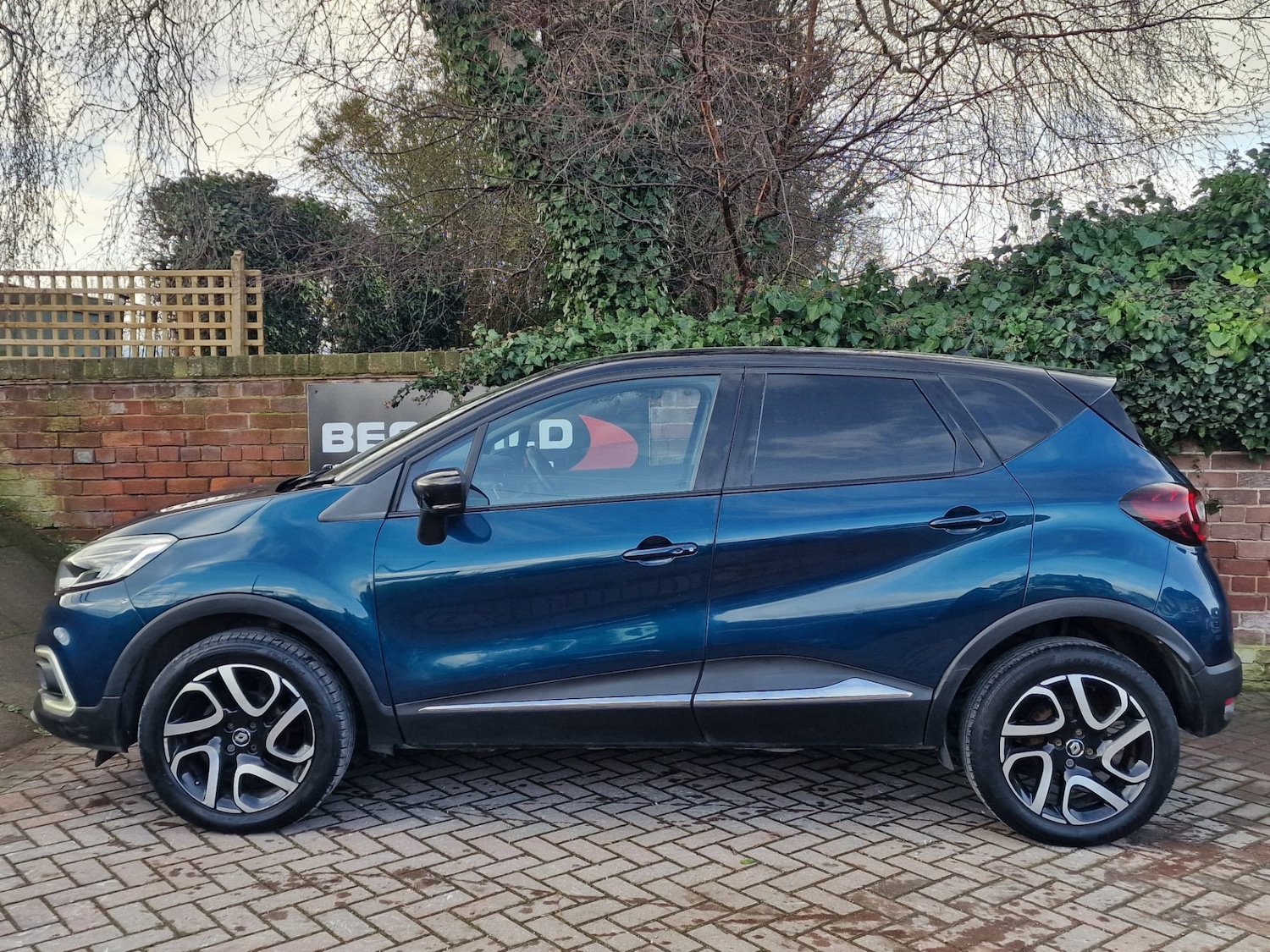 Used Renault Captur 2017 for sale - 77650591: Photo 6