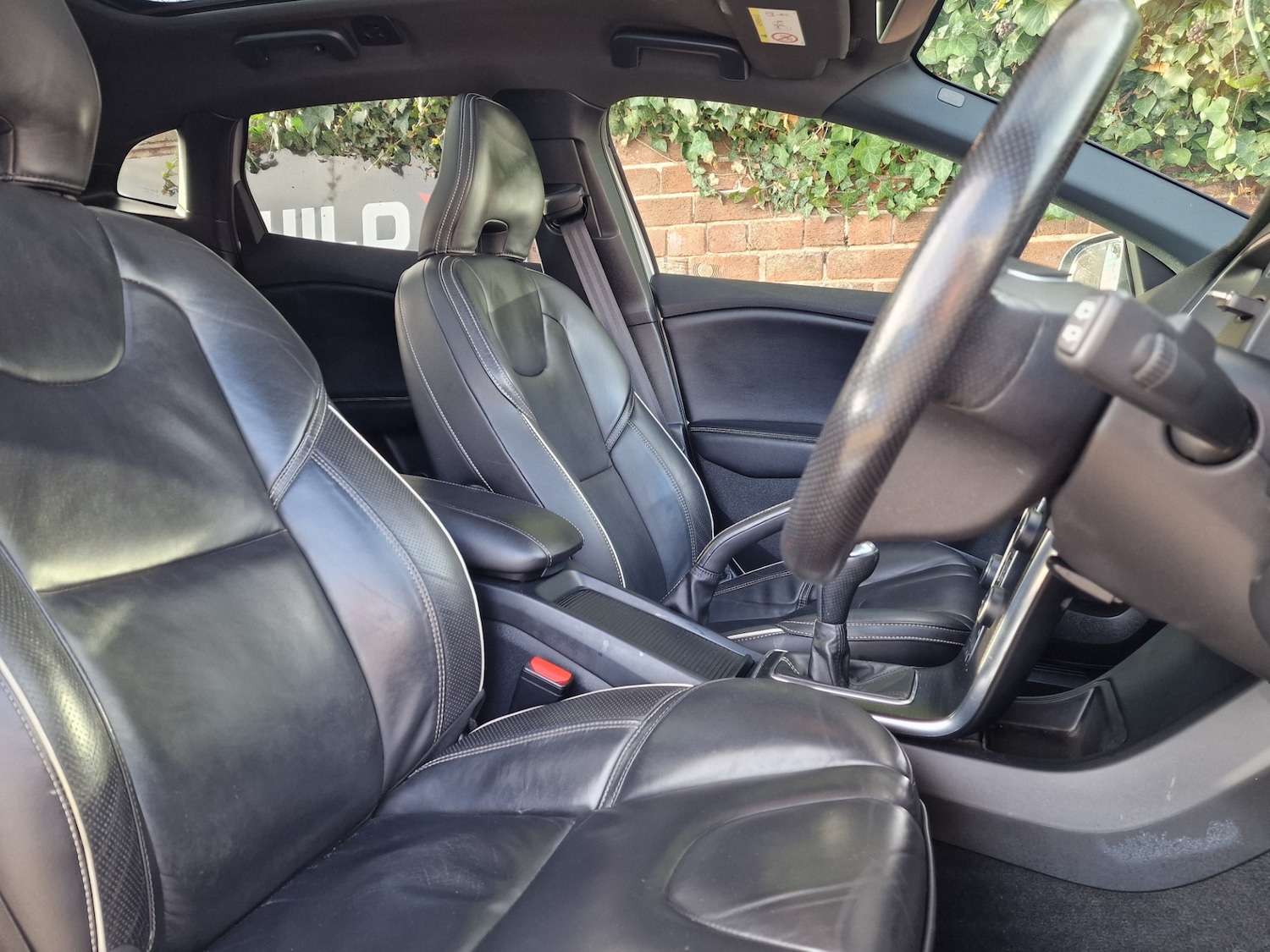 Used Volvo V40 2019 for sale - 77311321: Photo 10