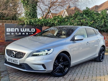 Used Volvo V40 2019 for sale - 77311321: Photo
