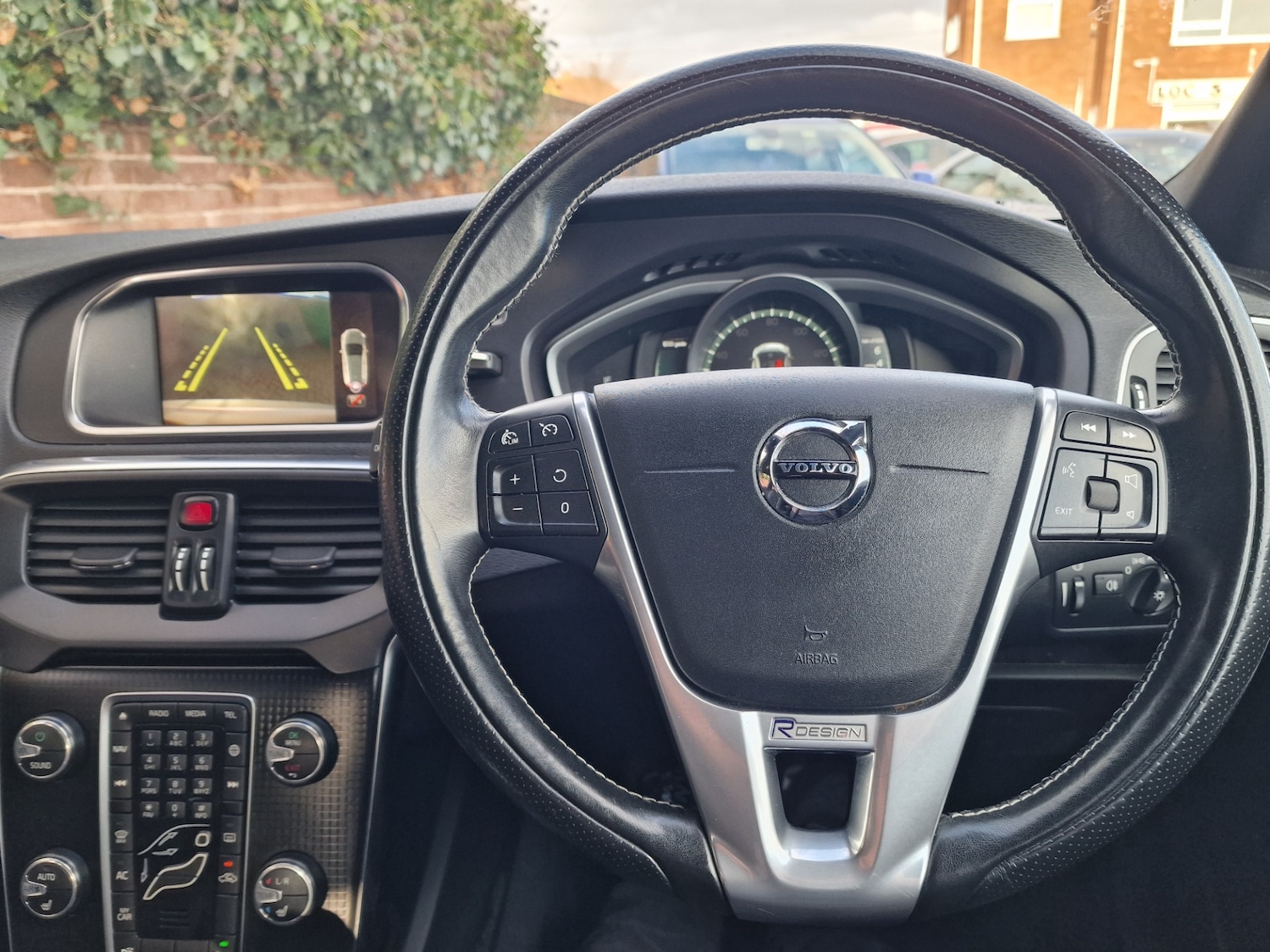 Used Volvo V40 2019 for sale - 77311321: Photo 21