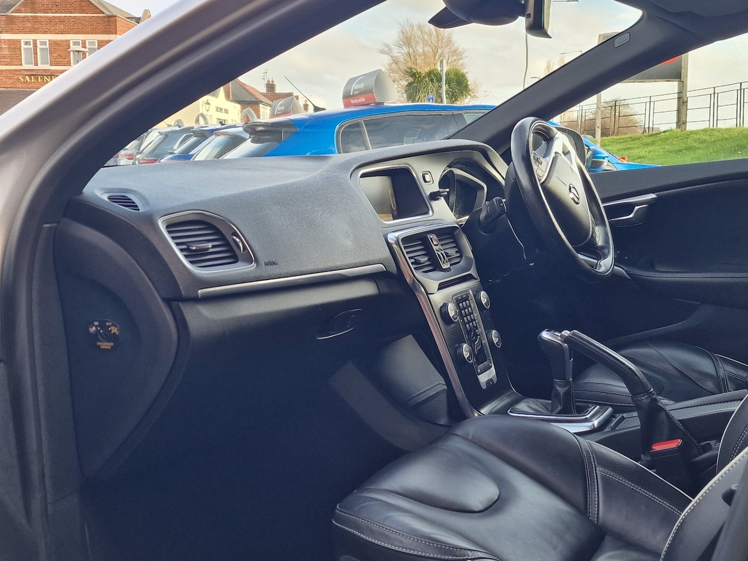 Used Volvo V40 2019 for sale - 77311321: Photo 29