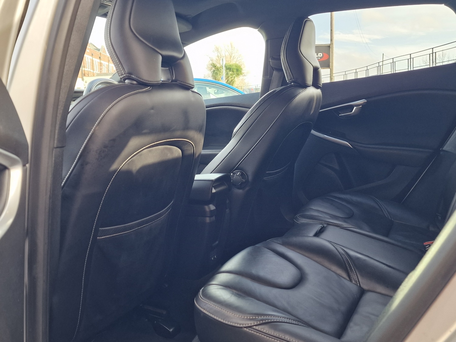 Used Volvo V40 2019 for sale - 77311321: Photo 30