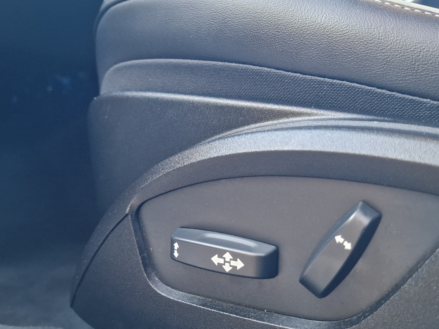 Used Volvo V40 2019 for sale - 77311321: Photo 31