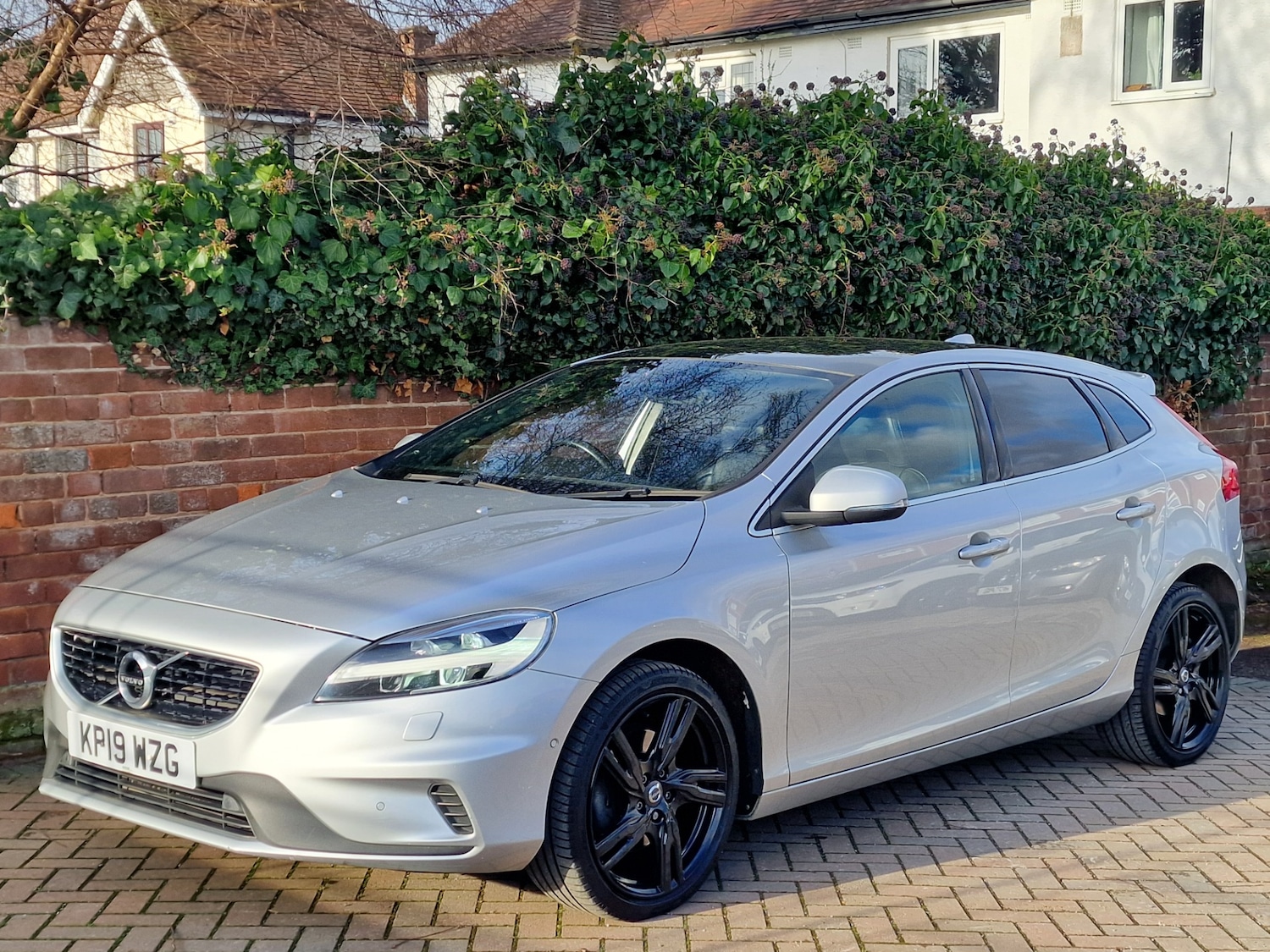 Used Volvo V40 2019 for sale - 77311321: Photo 5