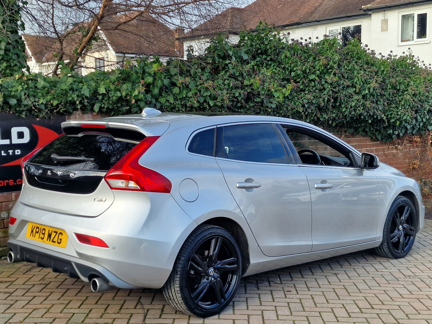 Used Volvo V40 2019 for sale - 77311321: Photo 7