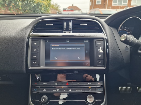 Used Jaguar XE 2024 for sale - 76265711: Photo 23