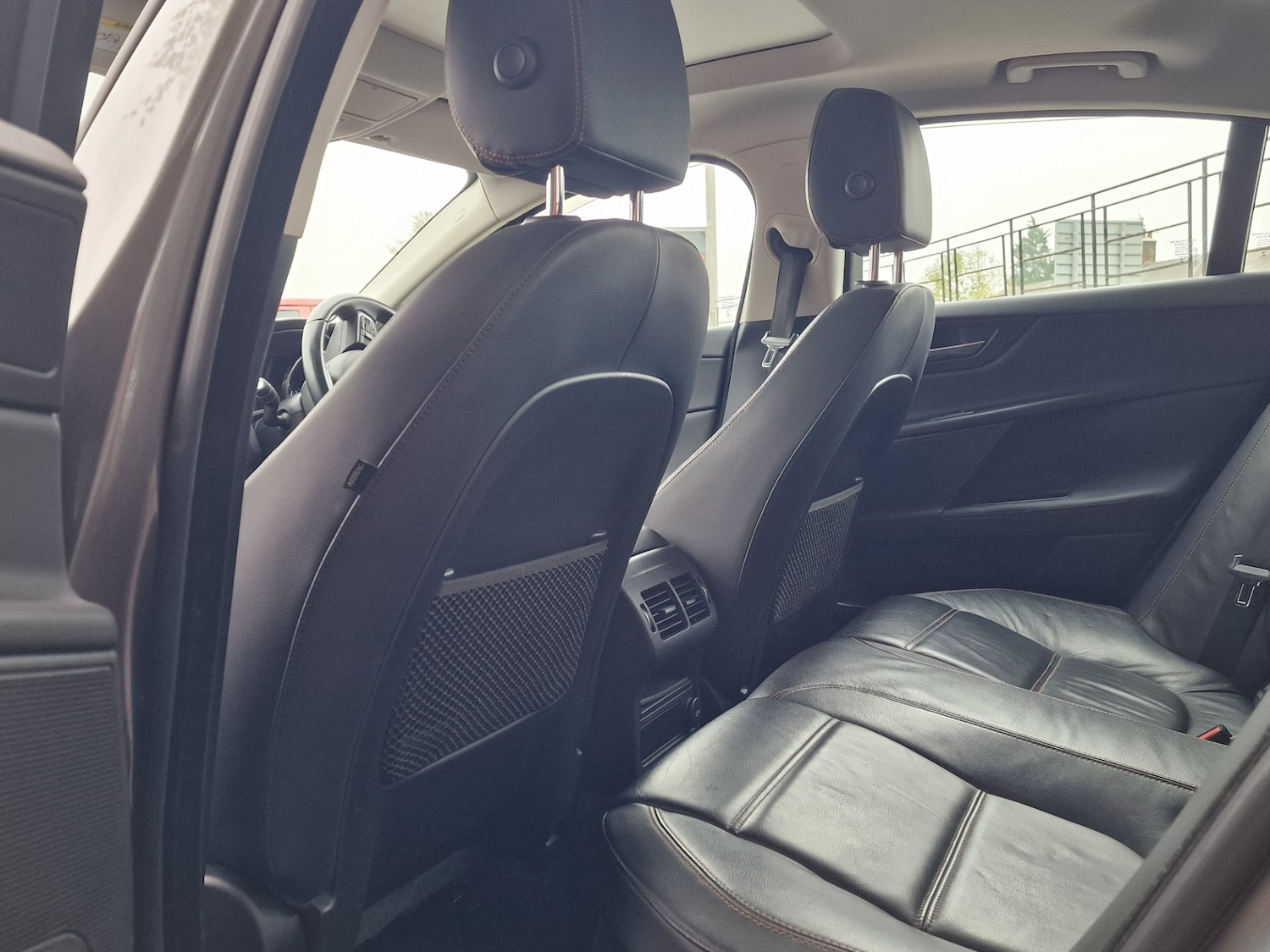 Used Jaguar XE 2024 for sale - 76265711: Photo 30