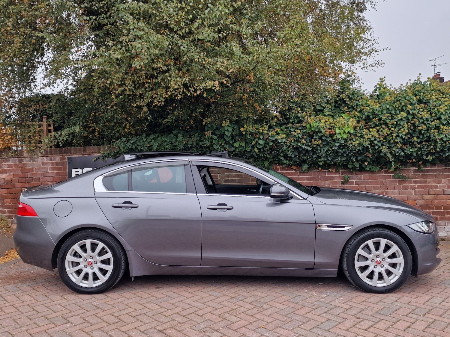 Used Jaguar XE 2024 for sale - 76265711: Photo 8