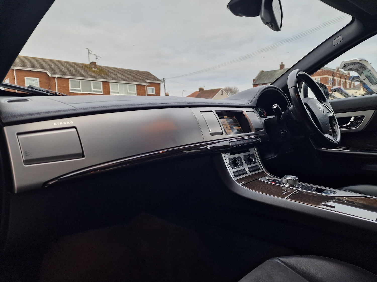 Used Jaguar XF 2015 for sale - 77135971: Photo 15