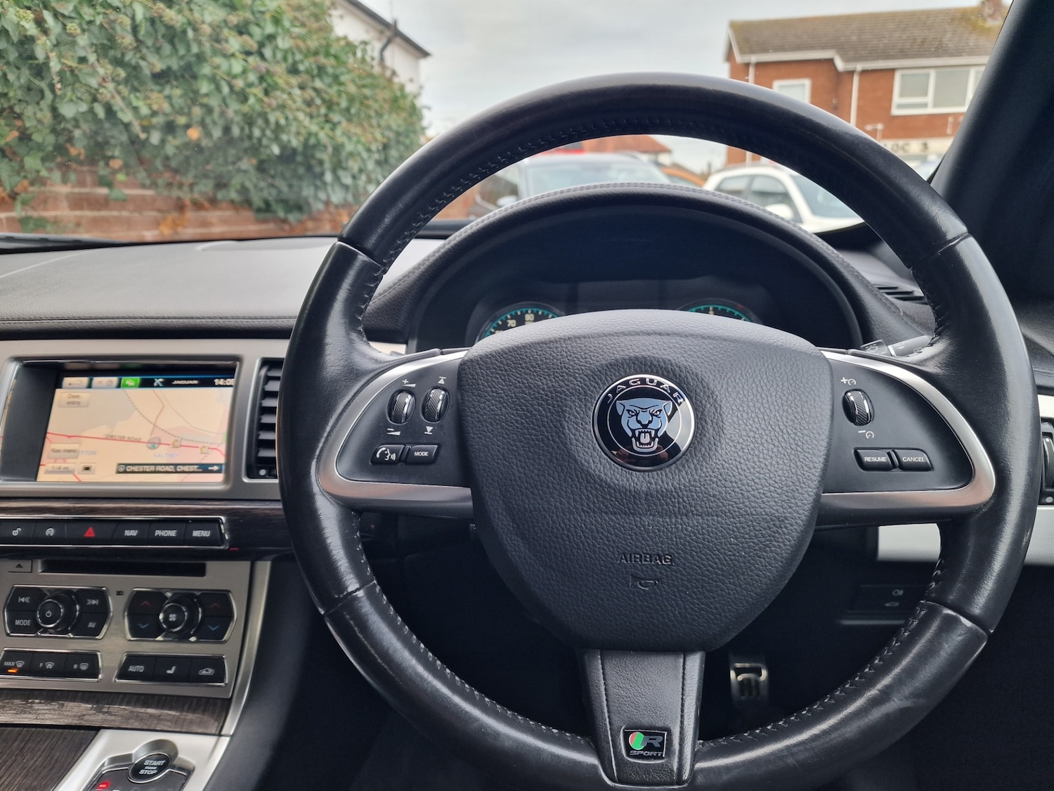 Used Jaguar XF 2015 for sale - 77135971: Photo 22