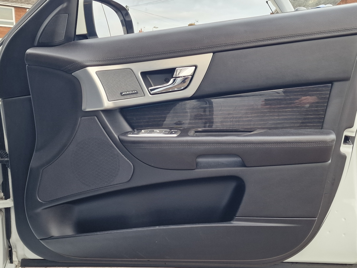 Used Jaguar XF 2015 for sale - 77135971: Photo 33