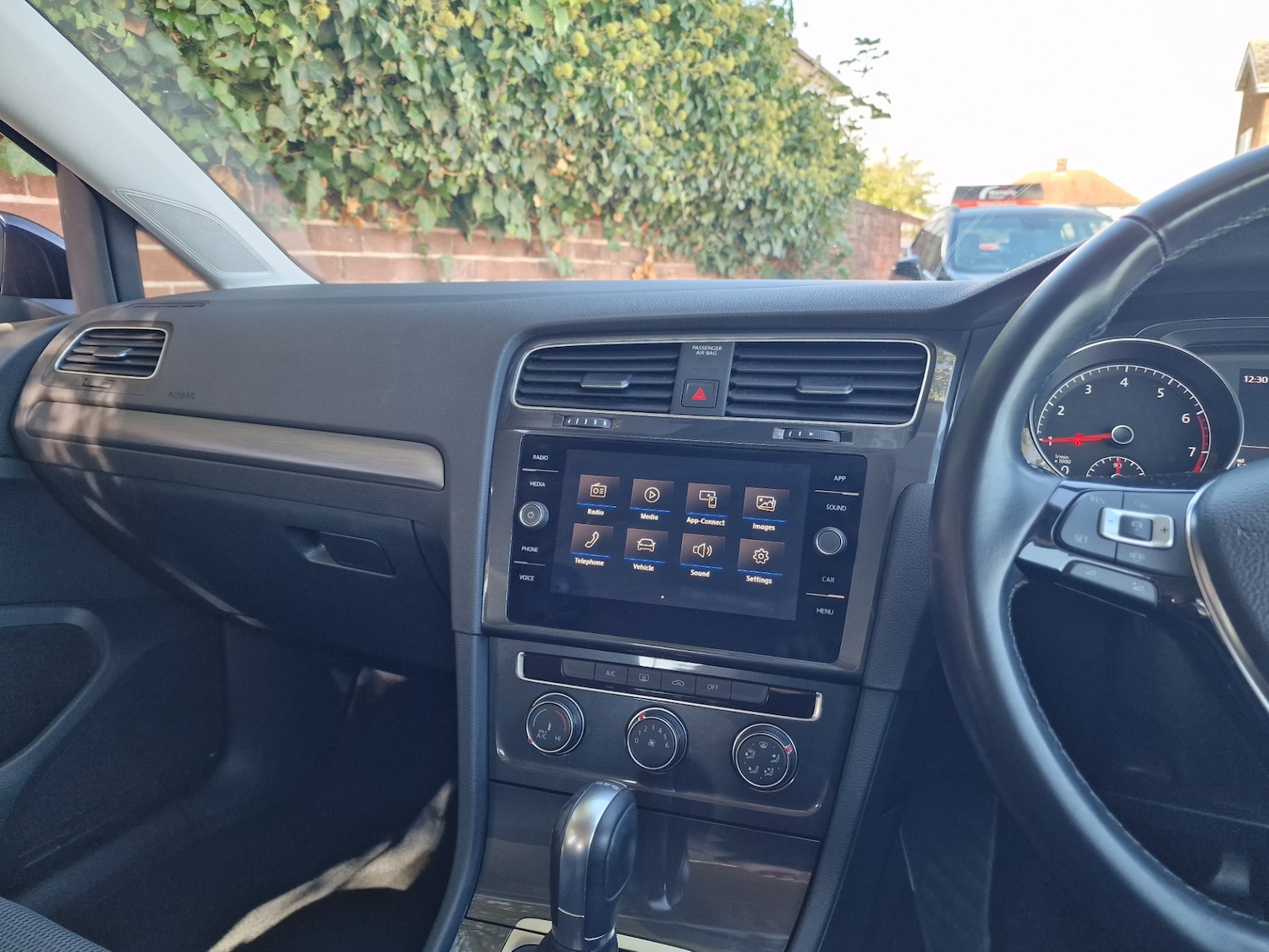 Used Volkswagen Golf 2018 for sale - 76078868: Photo 21