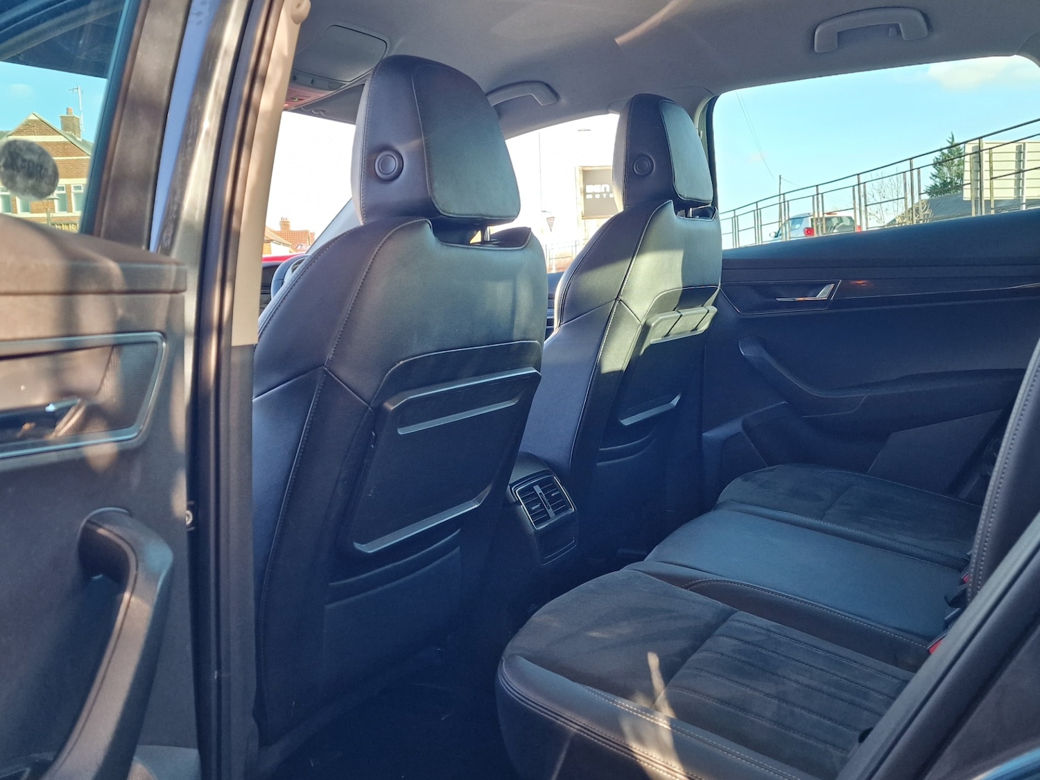 Used Skoda Karoq 2021 for sale - 76684716: Photo 31