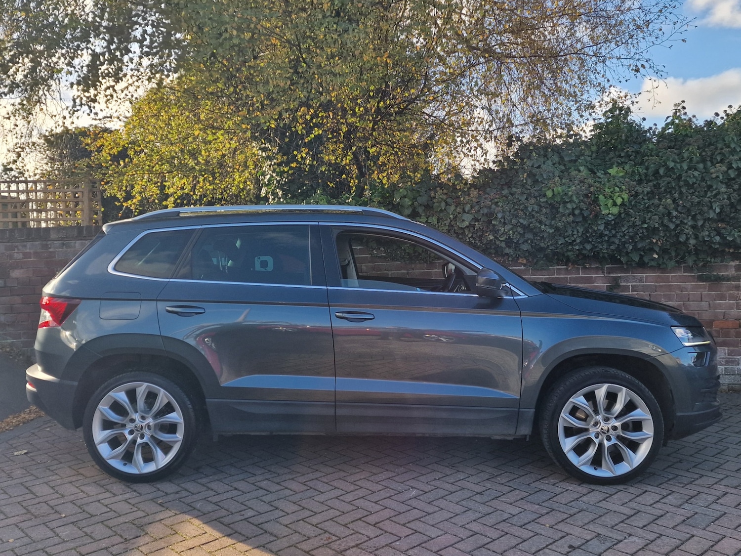 Used Skoda Karoq 2021 for sale - 76684716: Photo 9